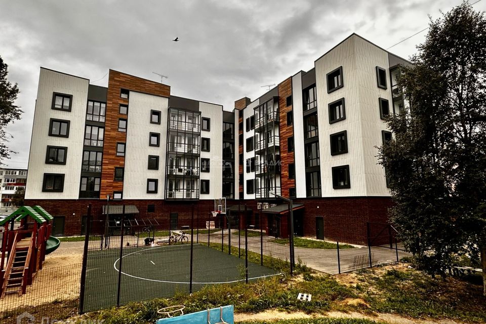 Продаётся 3-комнатная квартира, 60.3 м²