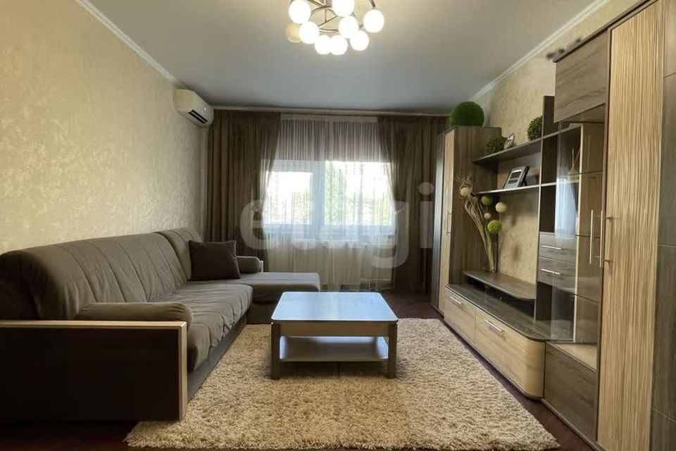 Сдаётся 1-комнатная квартира, 37 м²