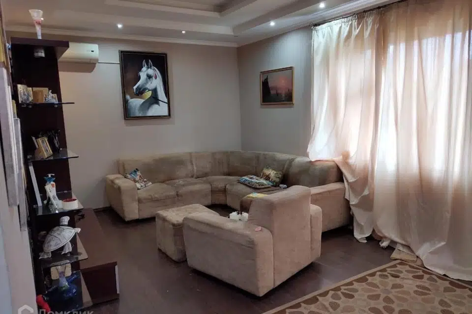 Продаётся 2-этажный дом, 235 м²