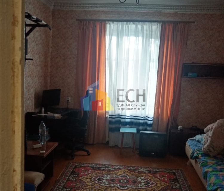 Продаётся 1-комнатная квартира, 41.9 м²