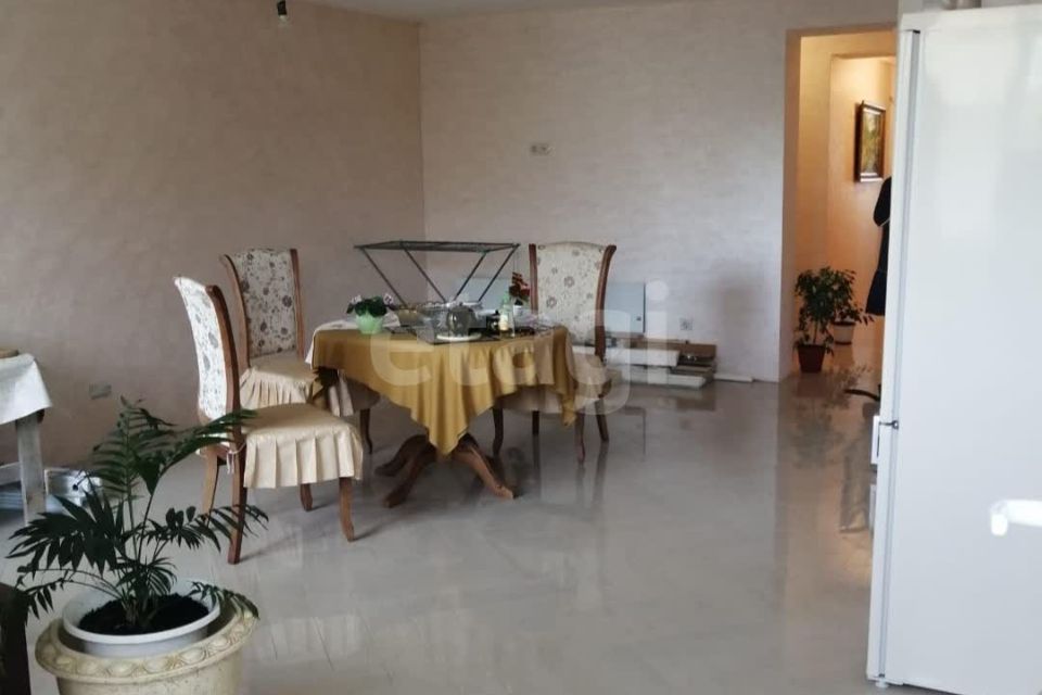 Продаётся 2-комнатная квартира, 58.3 м²