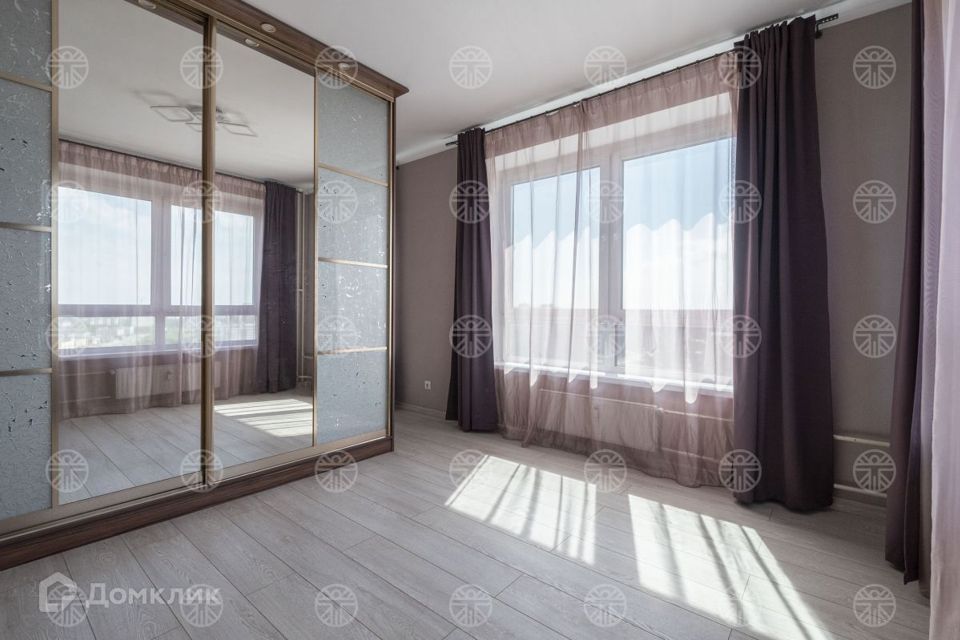 Продаётся 2-комнатная квартира, 69.9 м²