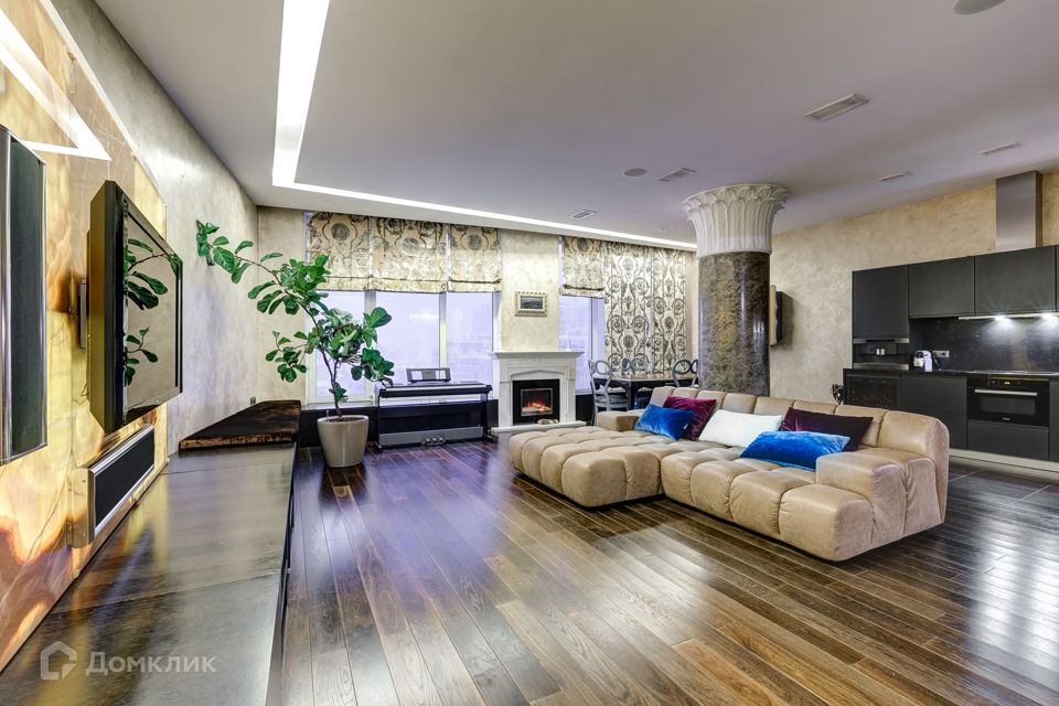 Сдаётся 3-комнатная квартира, 160 м²