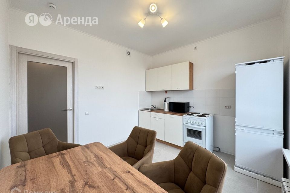 Сдаётся 2-комнатная квартира, 58 м²