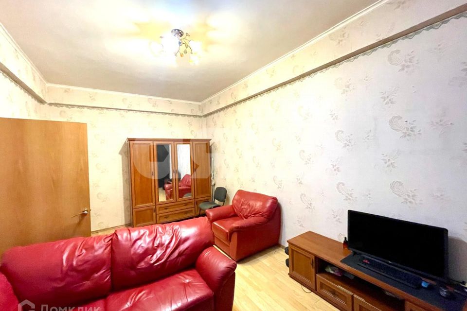 Продаётся 1-комнатная квартира, 58.8 м²