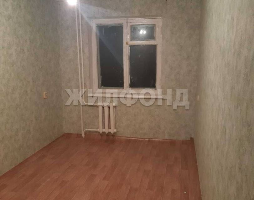 Продаётся комната в 1-комн. квартире, 43.1 м²