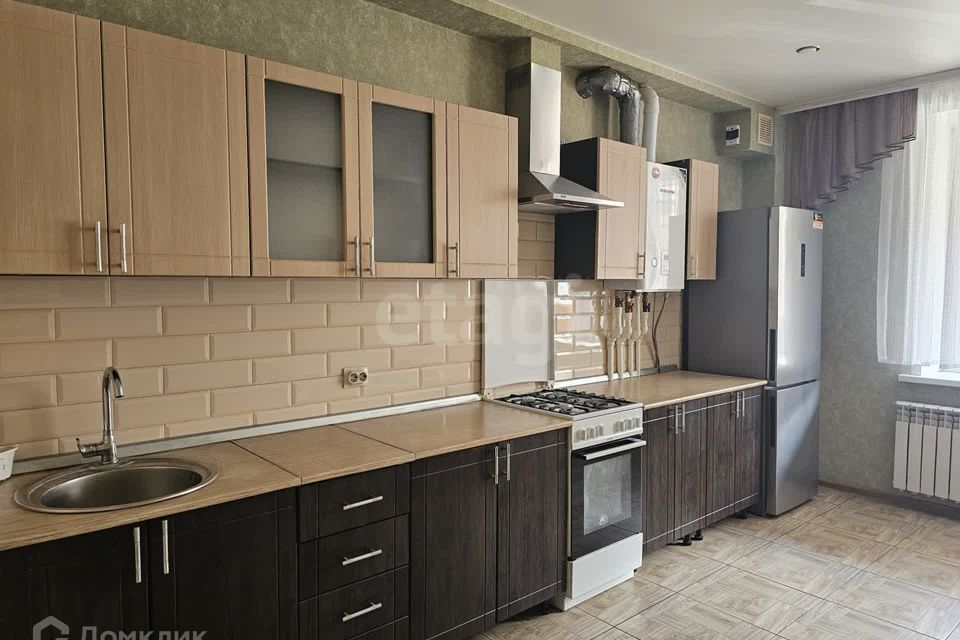 Сдаётся 2-комнатная квартира, 66.8 м²