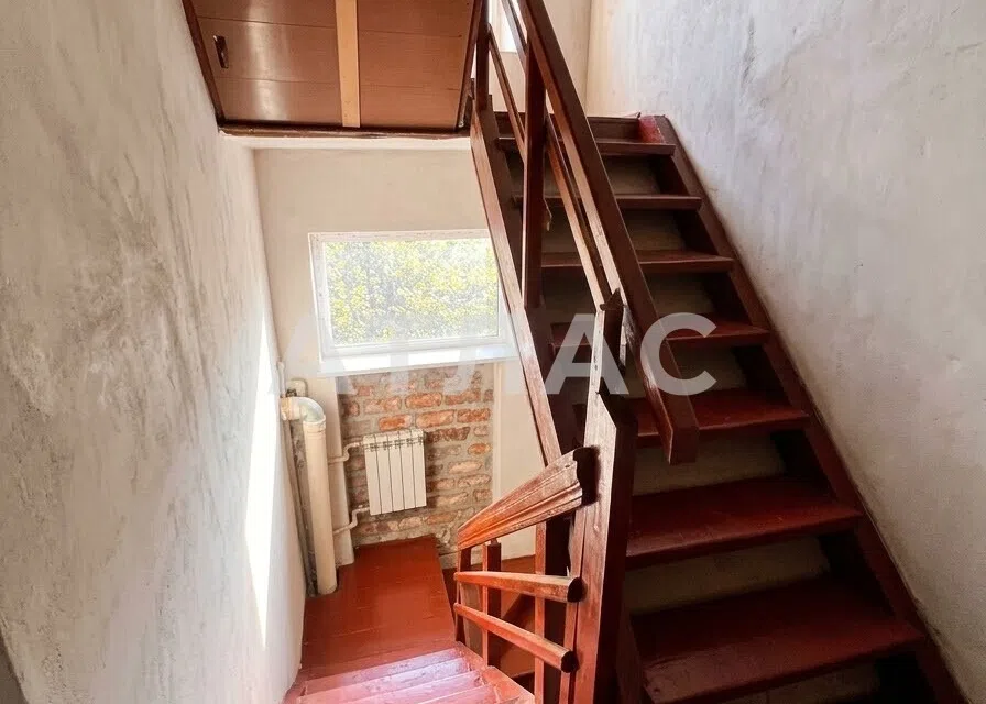 Продаётся 3-этажный дом, 165.3 м²