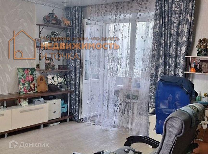 Продаётся 4-комнатная квартира, 90 м²
