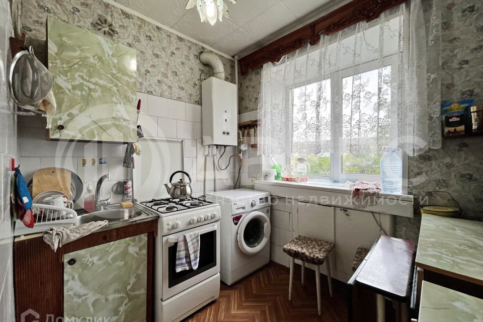 Продаётся 3-комнатная квартира, 51.4 м²