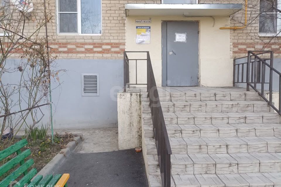 Продаётся 3-комнатная квартира, 58.4 м²
