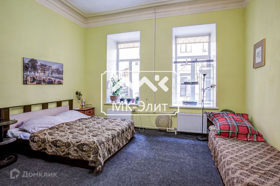 Продаётся 4-комнатная квартира, 118.8 м²