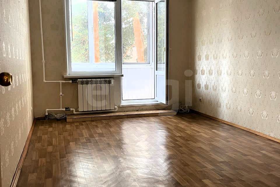 Продаётся 3-комнатная квартира, 56.7 м²