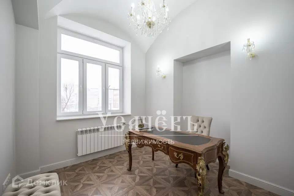Продаётся 4-комнатная квартира, 109.7 м²