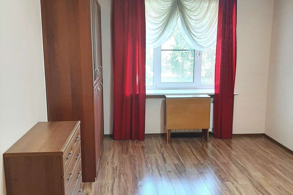 Сдаётся 2-комнатная квартира, 65 м²