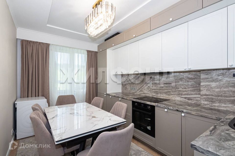 Продаётся 3-комнатная квартира, 82.3 м²