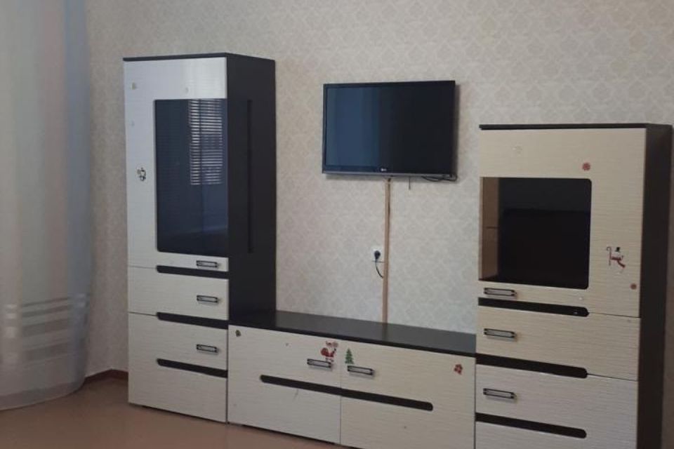 Сдаётся 2-комнатная квартира, 54 м²
