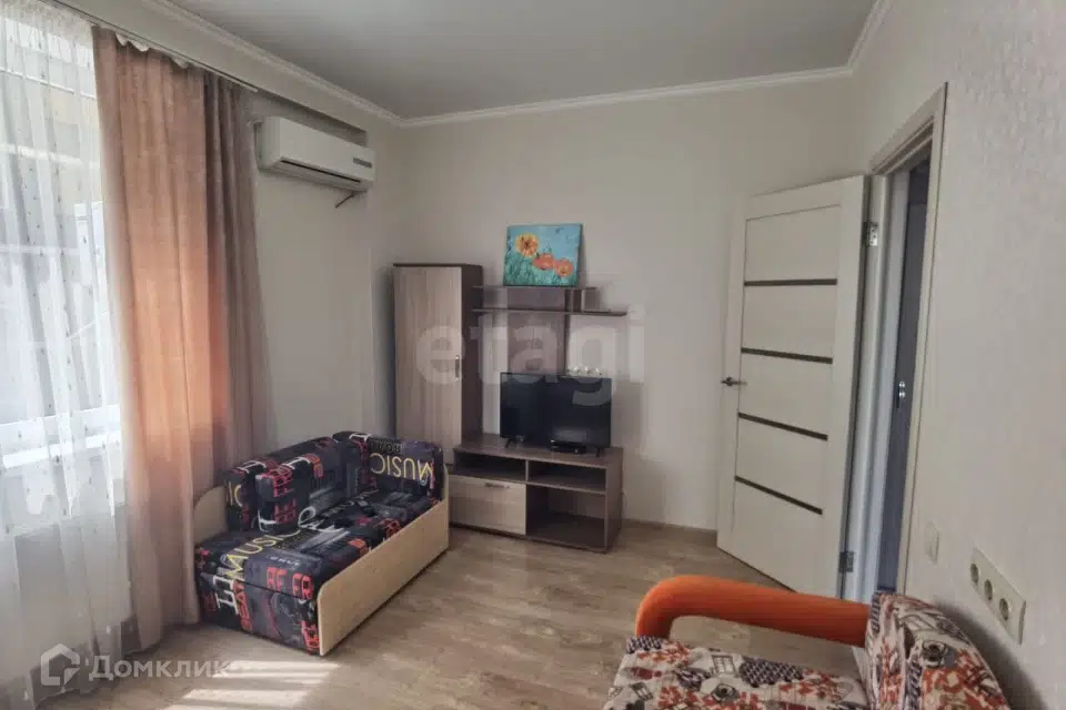 Продаётся 1-комнатная квартира, 35.7 м²