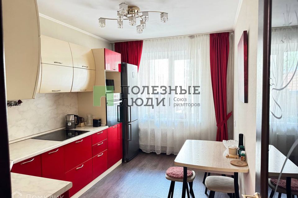 Продаётся 2-комнатная квартира, 60 м²