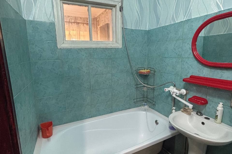 Продаётся 2-комнатная квартира, 40.8 м²