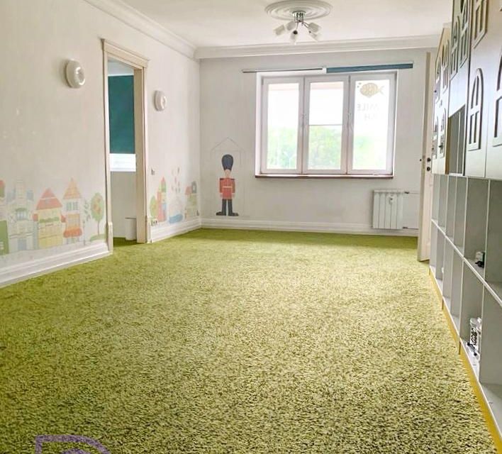 Продаётся 3-комнатная квартира, 102.2 м²