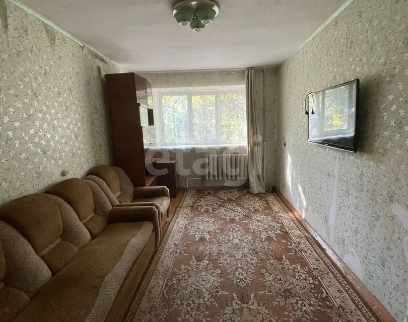 Продаётся 2-комнатная квартира, 41.9 м²