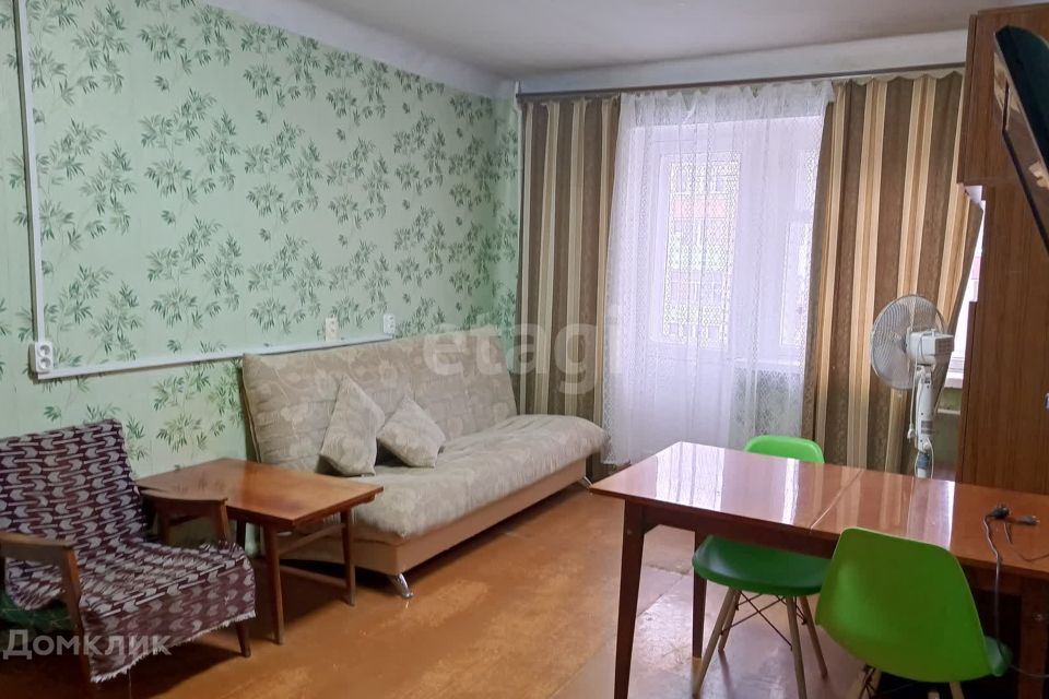 Продаётся 3-комнатная квартира, 62.3 м²