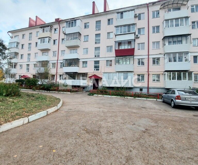 Продаётся 3-комнатная квартира, 56.2 м²