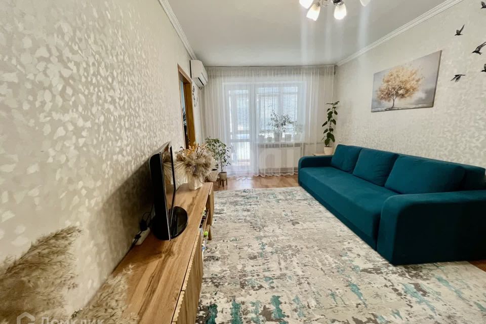 Продаётся 3-комнатная квартира, 55.7 м²