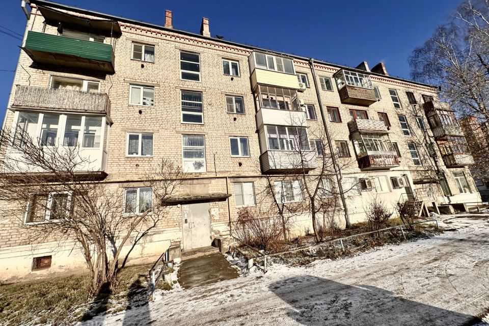 Продаётся 3-комнатная квартира, 54.8 м²