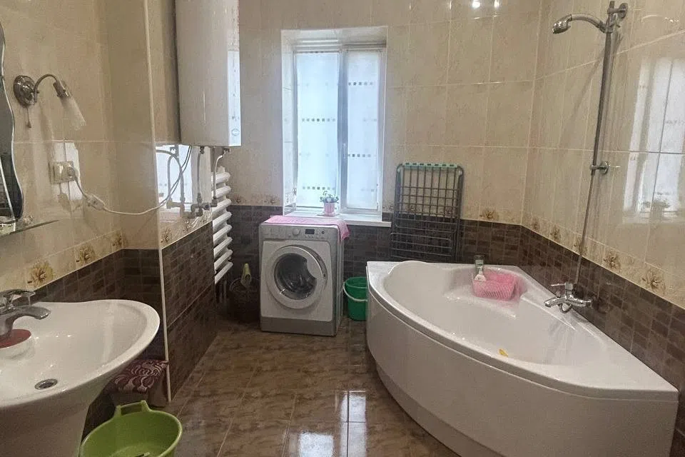 Продаётся 2-этажный дом, 162.4 м²