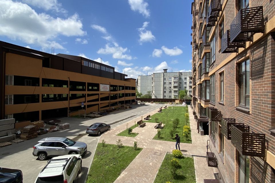Продаётся 2-комнатная квартира, 63.5 м²