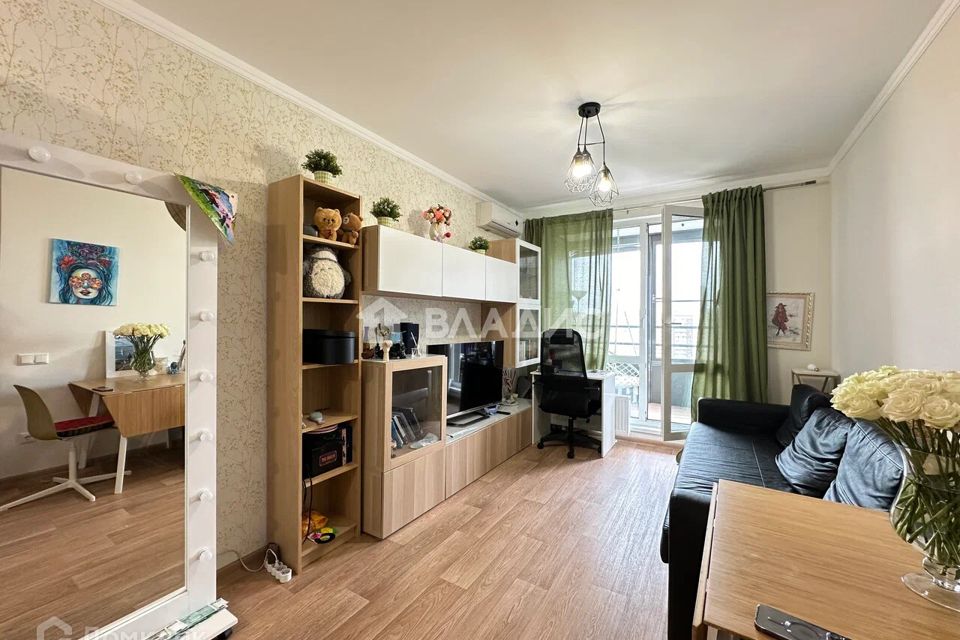 Продаётся 1-комнатная квартира, 41.3 м²