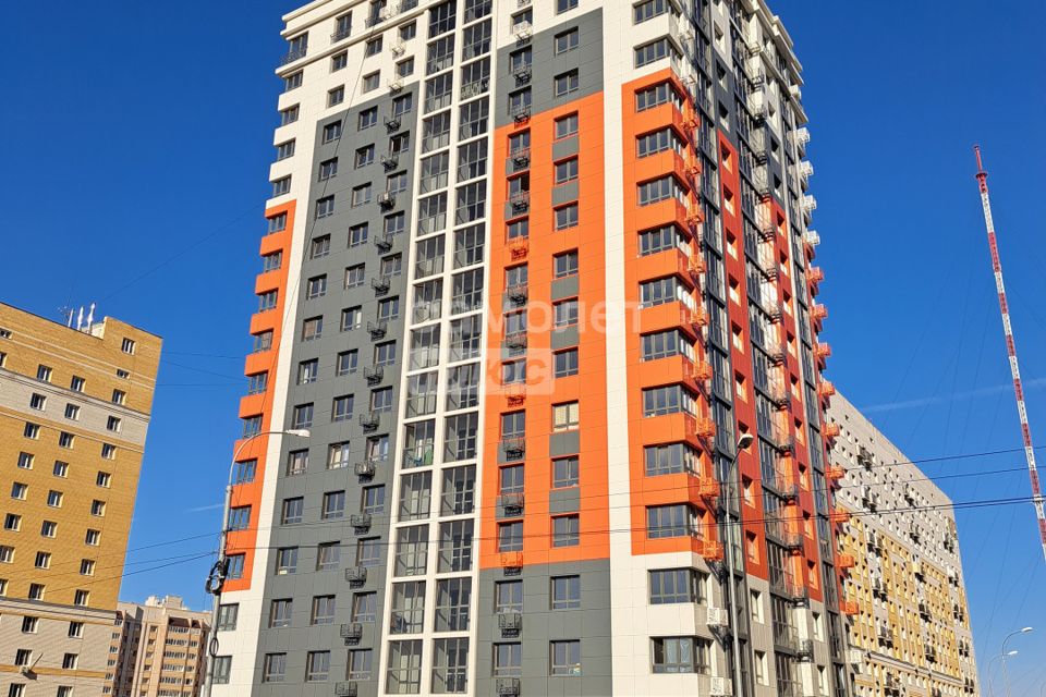 Продаётся 2-комнатная квартира, 74.6 м²