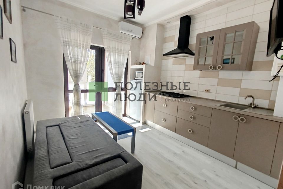 Продаётся 1-комнатная квартира, 44.7 м²