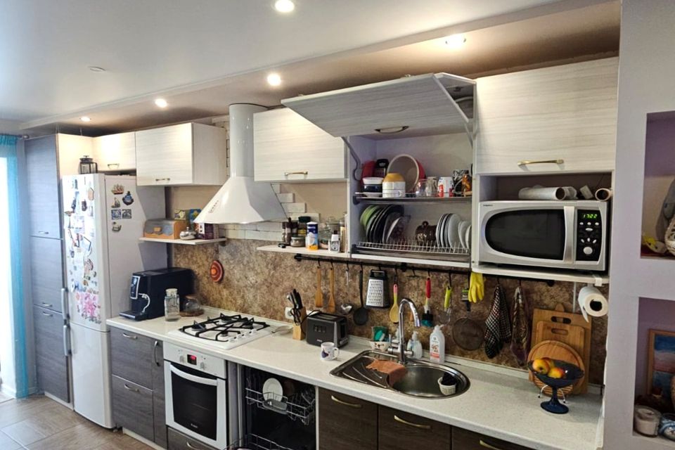 Продаётся 2-комнатная квартира, 57 м²