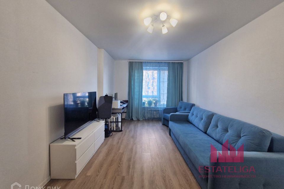 Продаётся 4-комнатная квартира, 104.3 м²