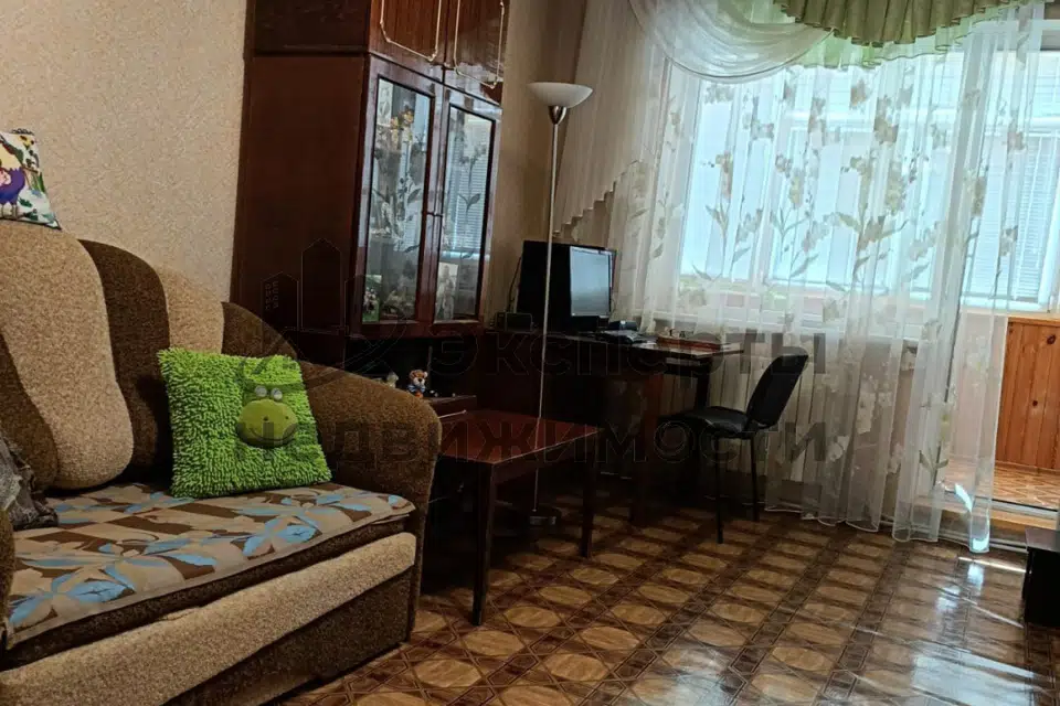 Продаётся 2-комнатная квартира, 57 м²