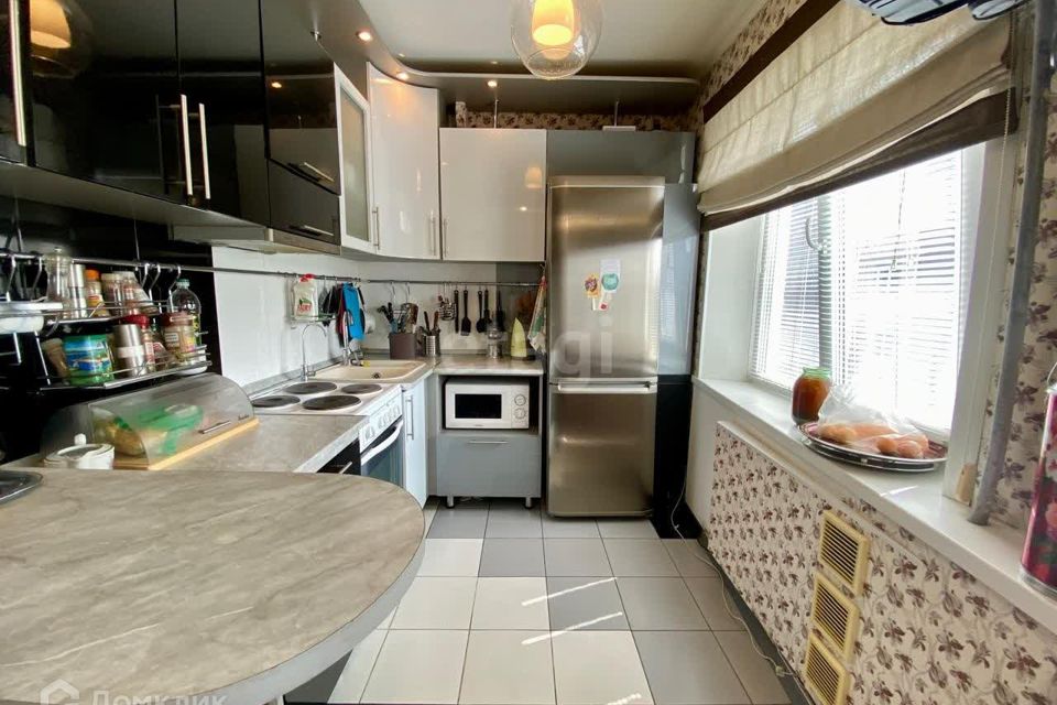 Продаётся 3-комнатная квартира, 59.3 м²