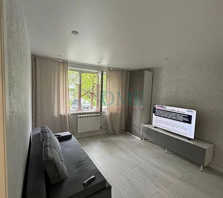 Сдаётся 2-комнатная квартира, 42 м²