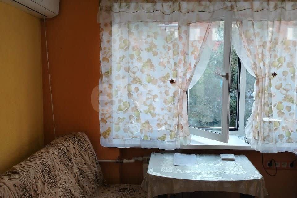 Продаётся 1-комнатная квартира, 38.5 м²