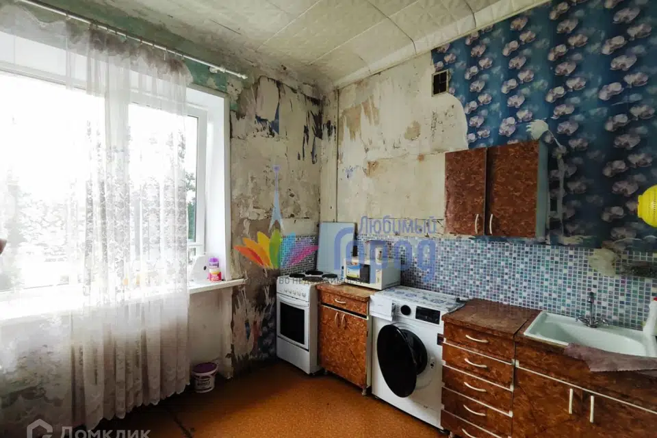 Продаётся комната в 4-комн. квартире, 80 м²