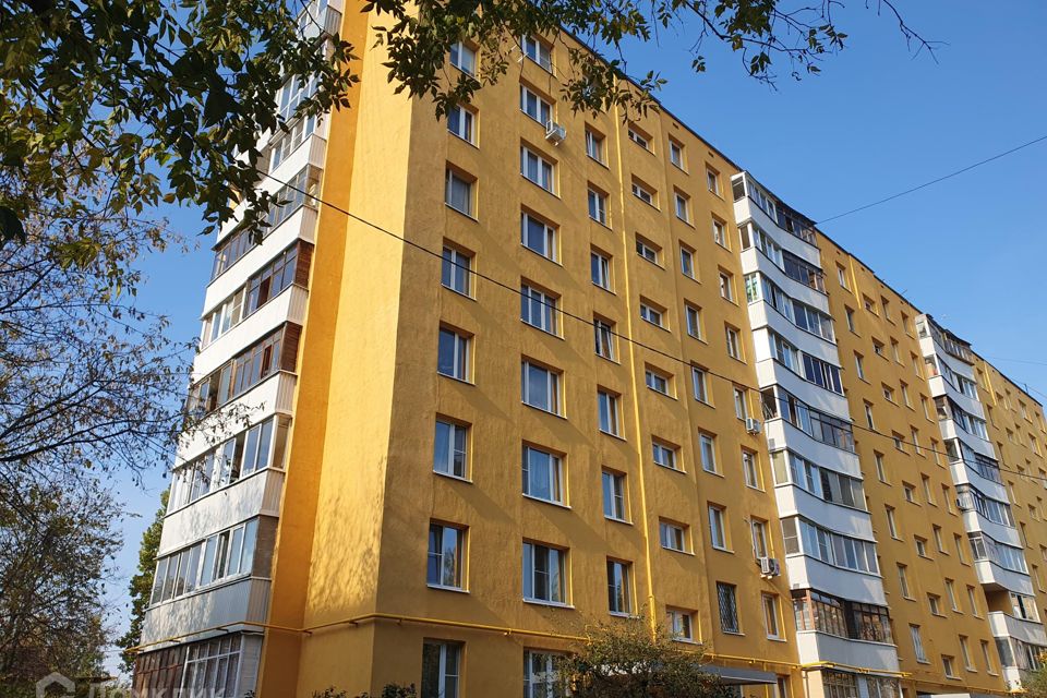 Продаётся 3-комнатная квартира, 49.7 м²