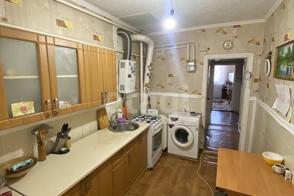 Продаётся 3-комнатная квартира, 60.5 м²