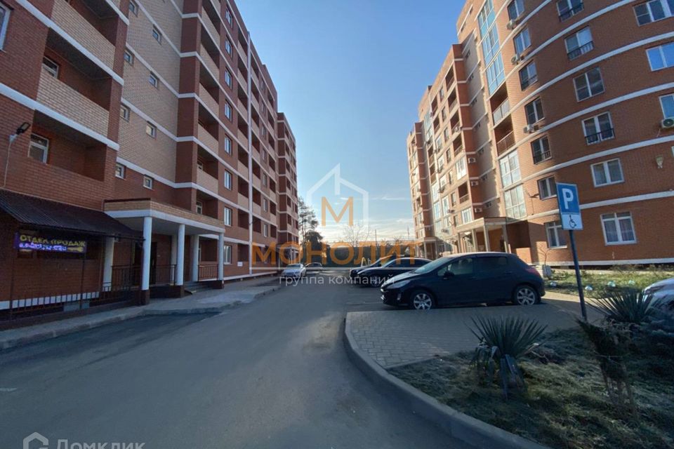 Продаётся 1-комнатная квартира, 52 м²