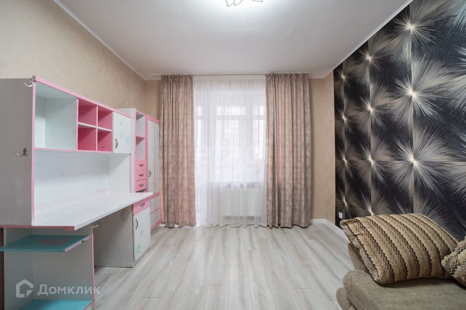 Продаётся 3-комнатная квартира, 72 м²
