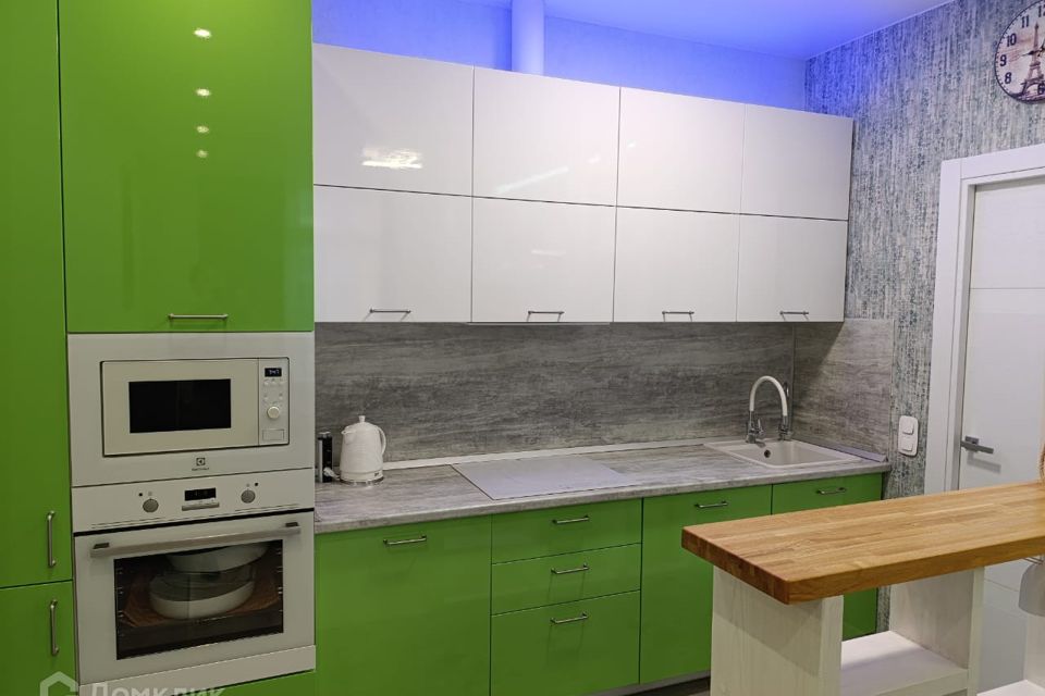 Продаётся 3-комнатная квартира, 71.9 м²