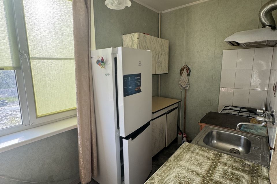 Продаётся 3-комнатная квартира, 54.9 м²