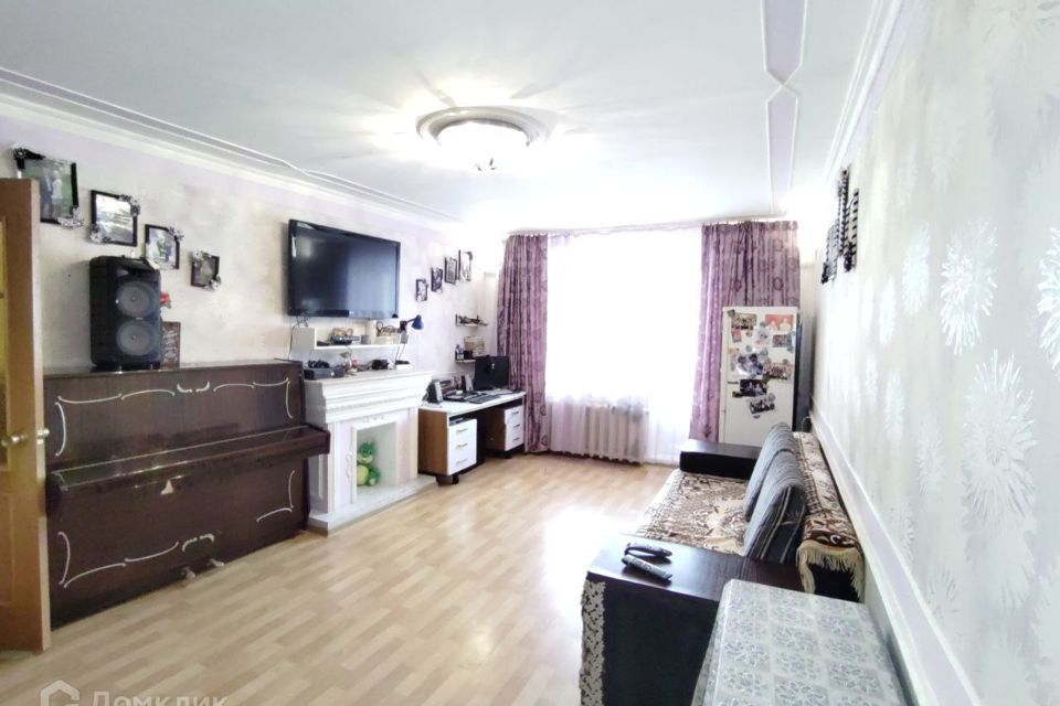 Продаётся 3-комнатная квартира, 70 м²