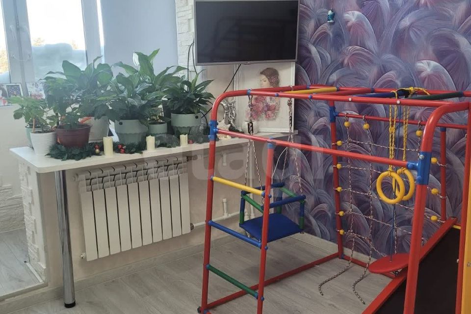 Продаётся 4-комнатная квартира, 80.3 м²
